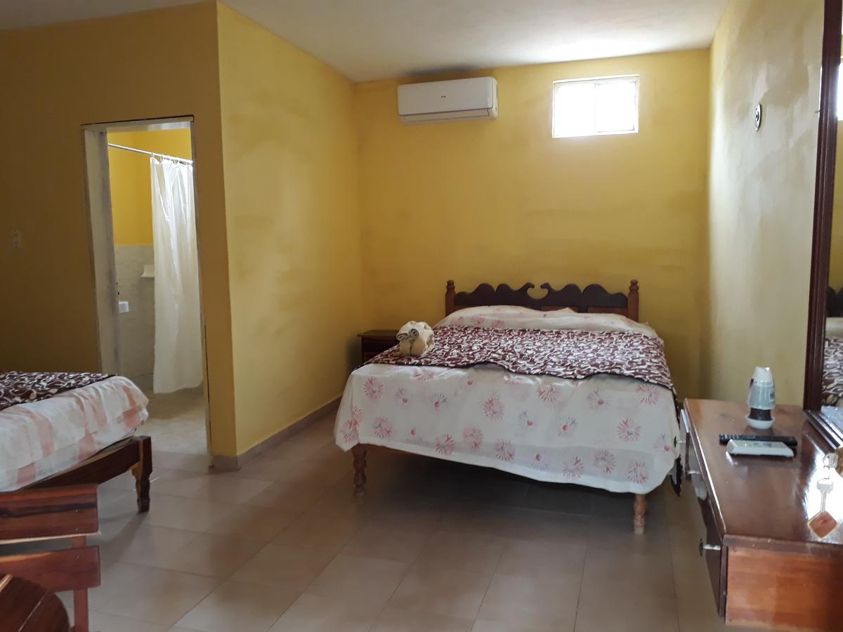 El Chac Mool Bed and Breakfast Santa Elena Esterno foto