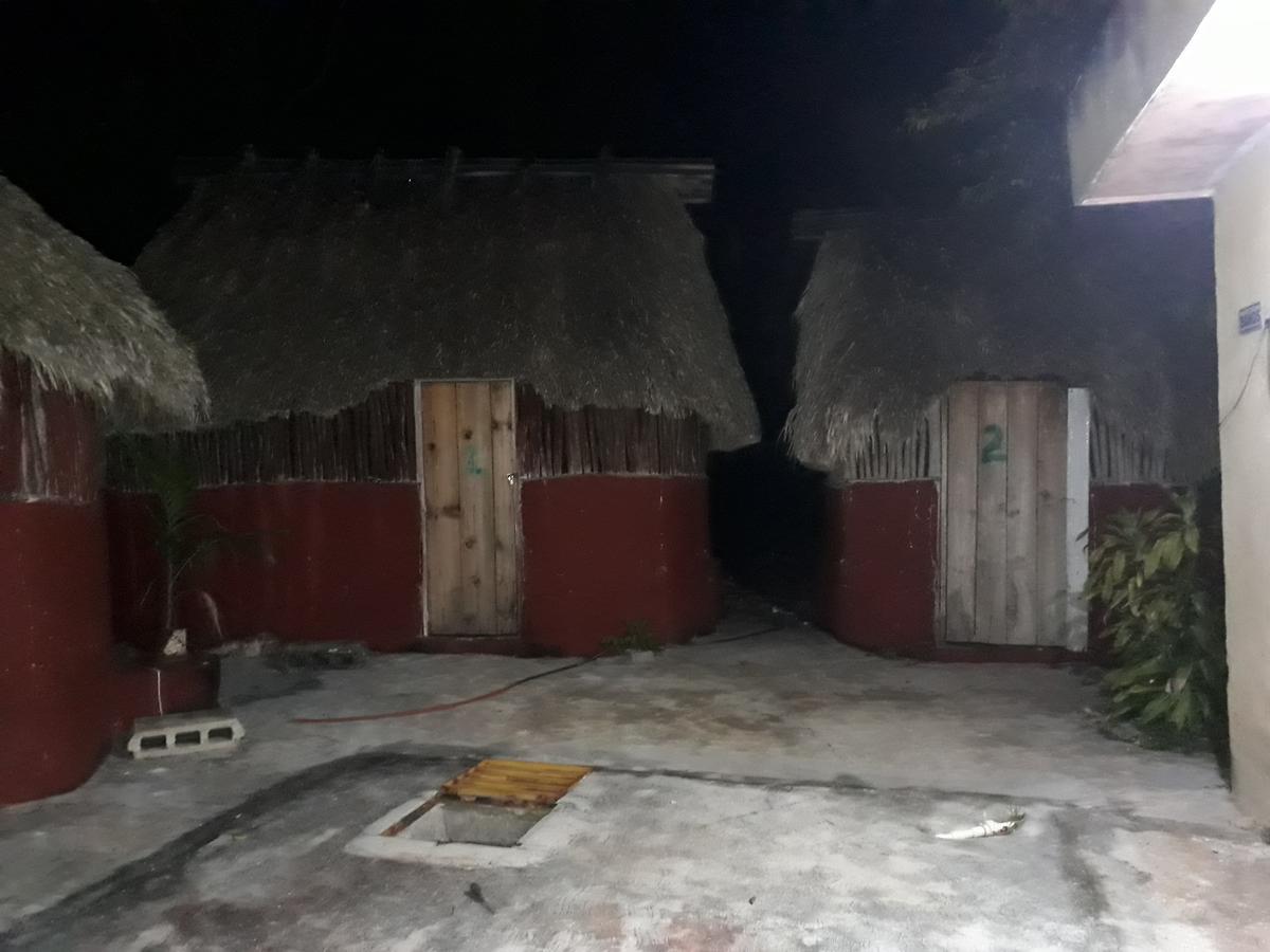 El Chac Mool Bed and Breakfast Santa Elena Esterno foto