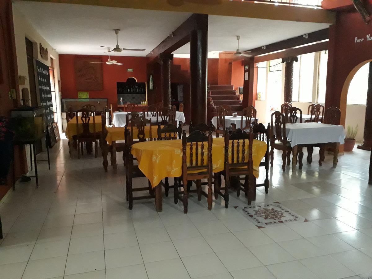 El Chac Mool Bed and Breakfast Santa Elena Esterno foto