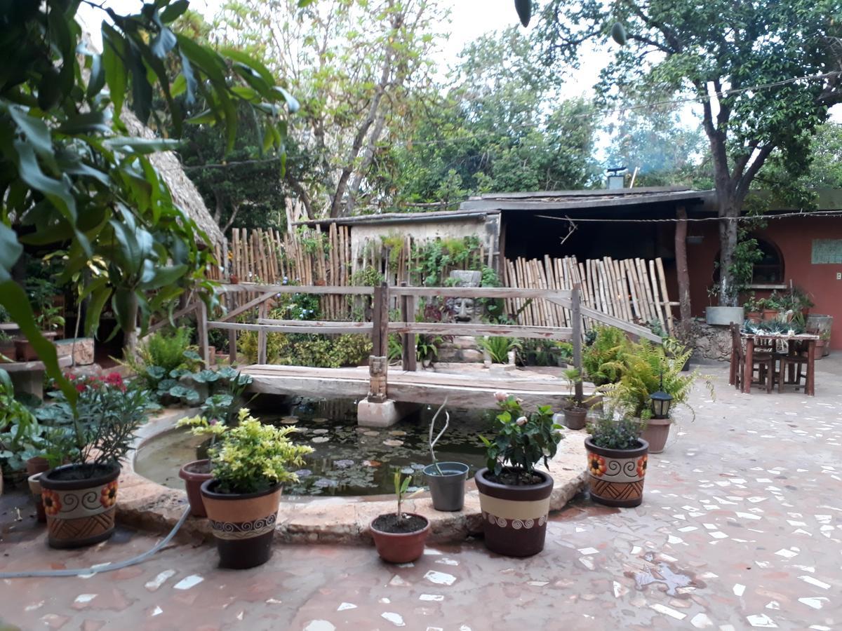 El Chac Mool Bed and Breakfast Santa Elena Esterno foto