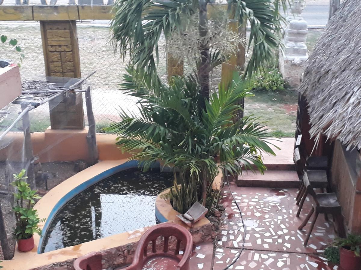 El Chac Mool Bed and Breakfast Santa Elena Esterno foto